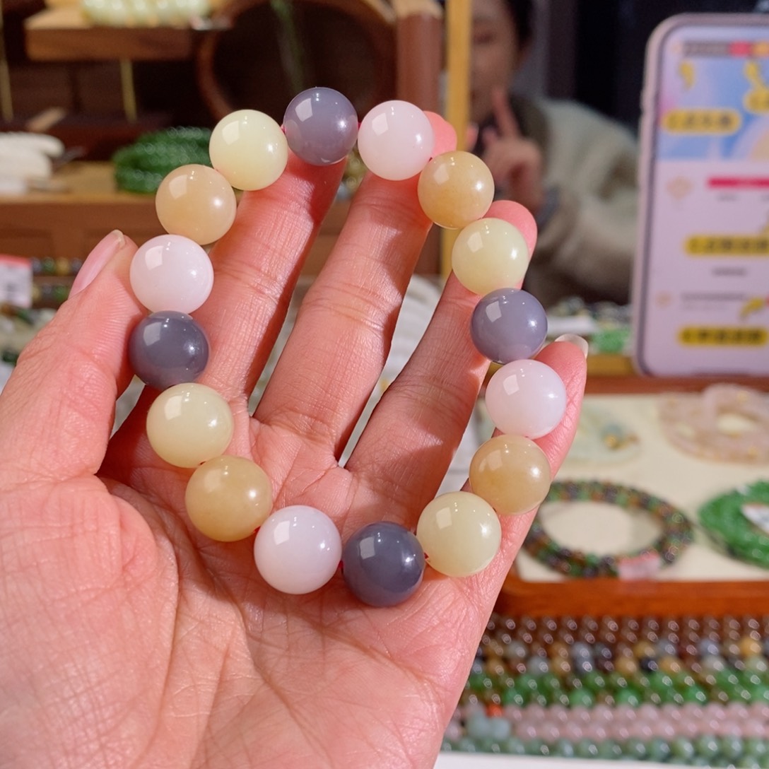 和田玉手串多样性拍一发一未镶嵌