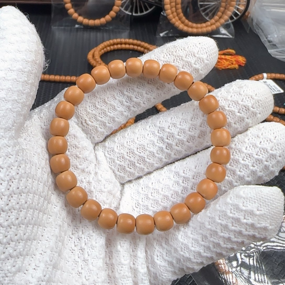 橄榄核吊坠超S级8.0mm清水初代极限弧单圈