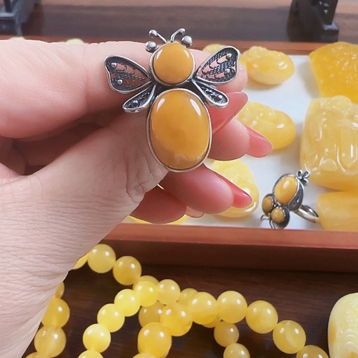 银S925镶嵌琥珀裸石蜜蜂戒指