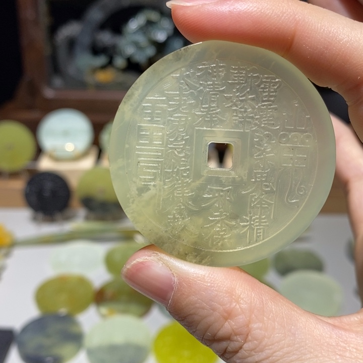 岫玉未镶嵌颈饰颈饰10