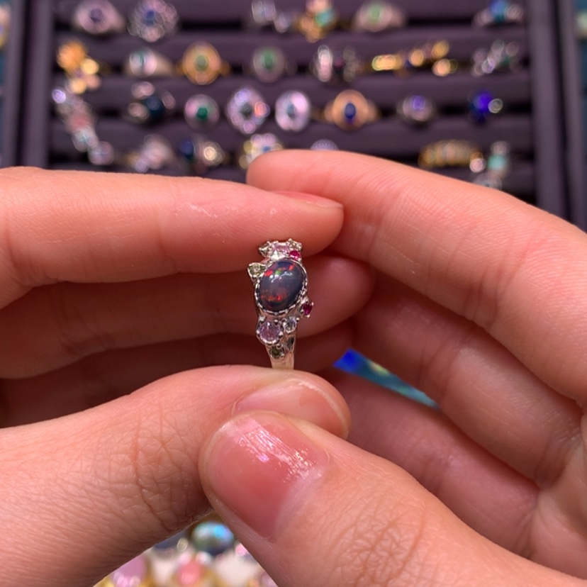 【闪购商品】欧泊戒指款式银S925镶嵌酱****菜