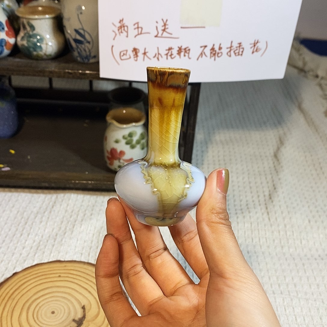 摆件巴掌大不插花景德镇高温陶瓷小花器