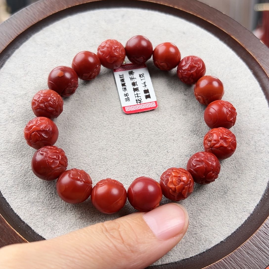 南红玛瑙手串未镶嵌