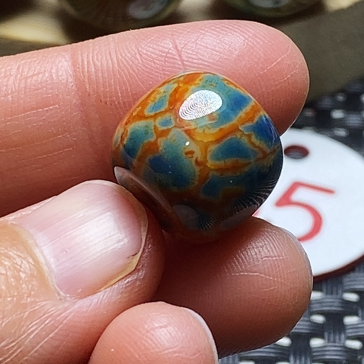 不***舞玛瑙/玉髓未镶嵌颈饰