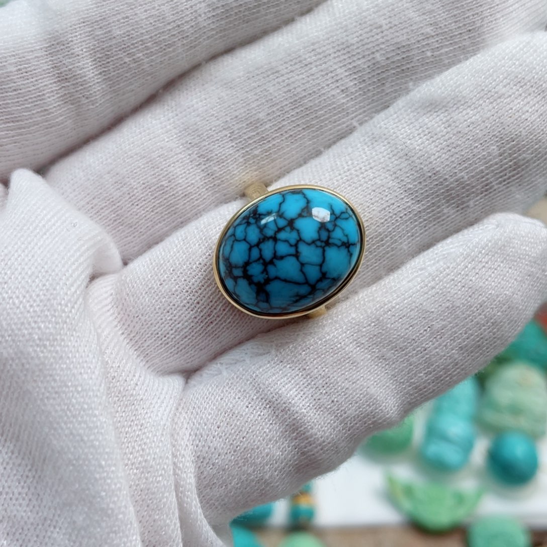 绿松石珠宝奇石18K金镶嵌