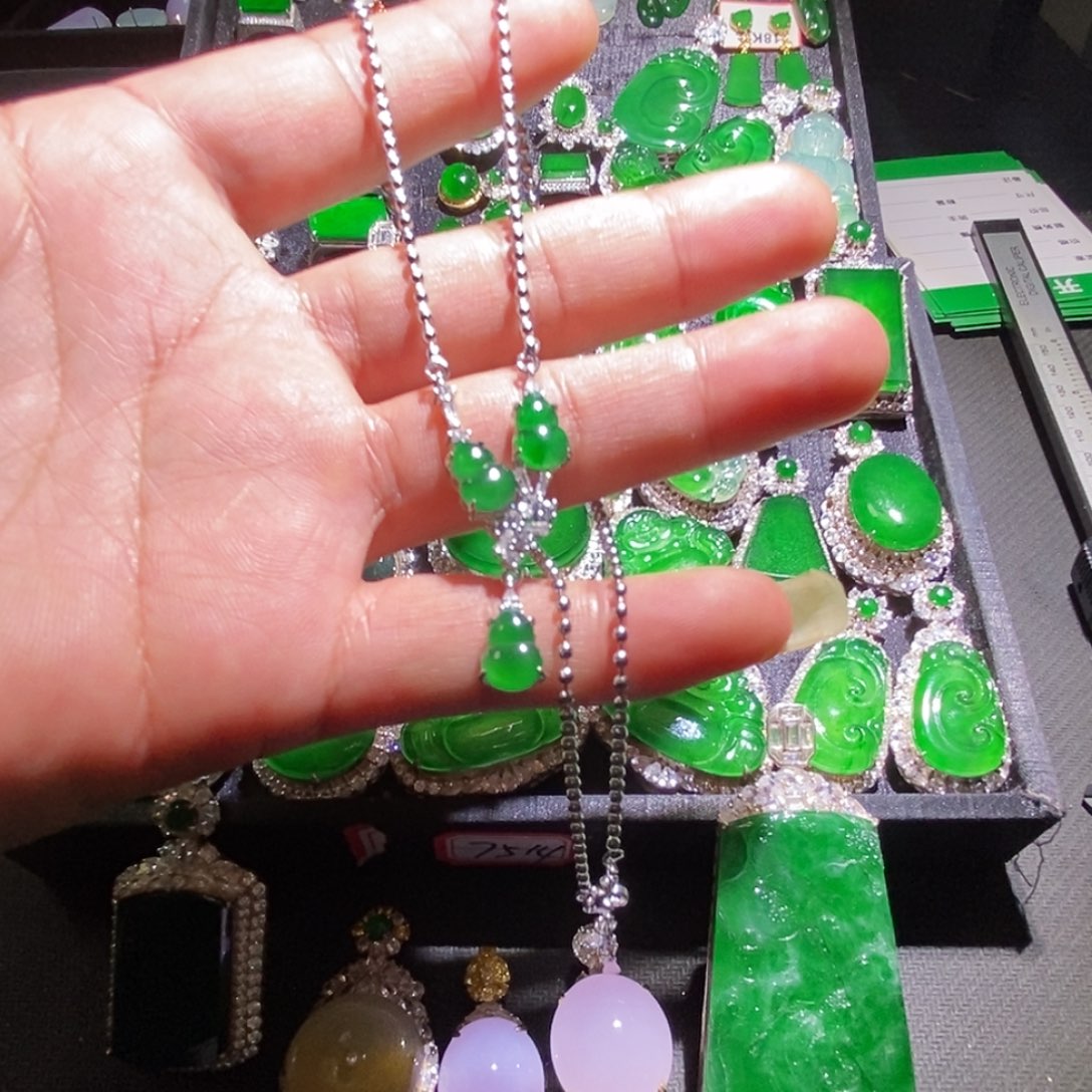 翡翠未镶嵌项链A货翡翠12