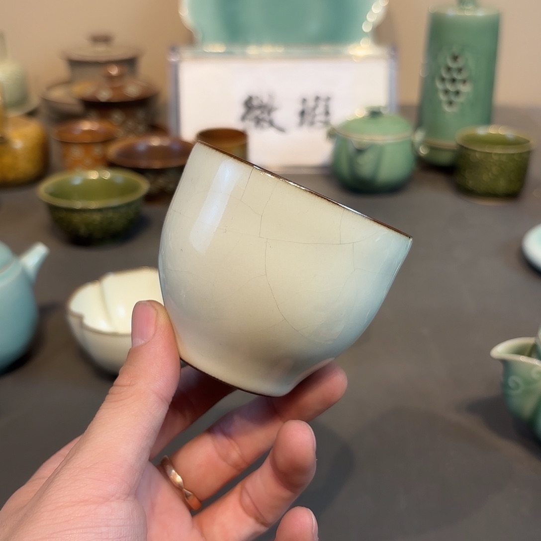 瓷片青瓷青瓷青春青春