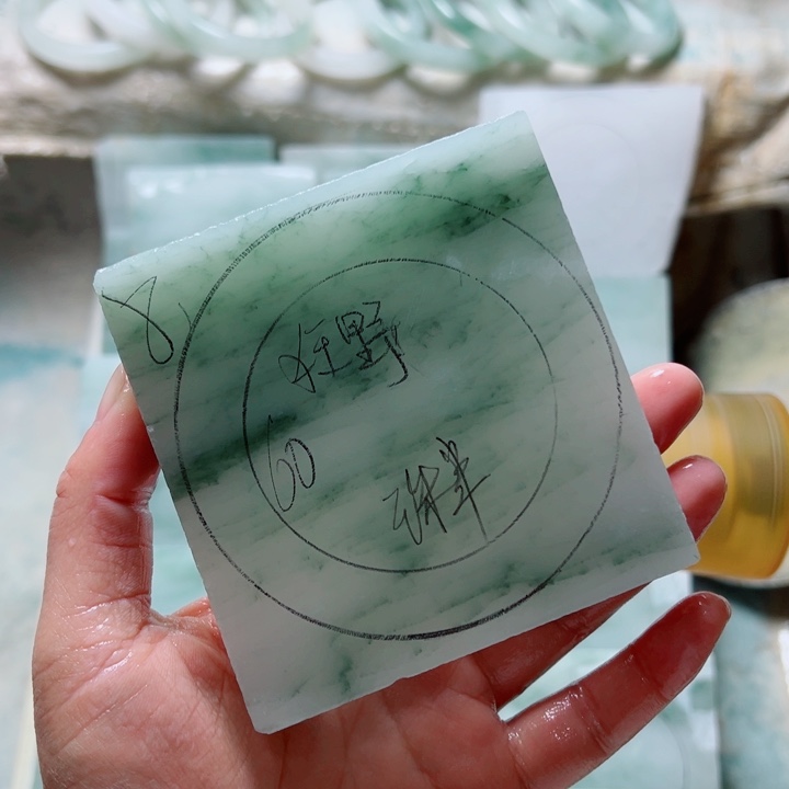 狂***野定制石英质玉（天山翠）定制款60