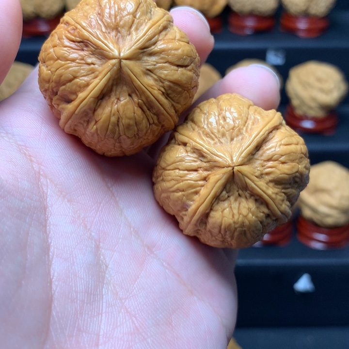 文玩核桃把件望****料高端