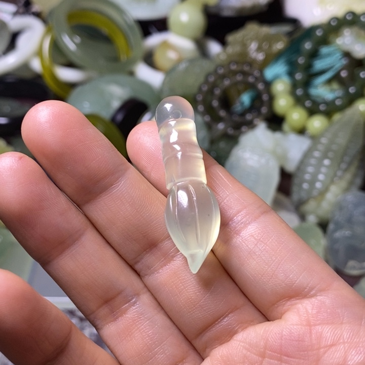 岫玉岫玉挂件未镶嵌