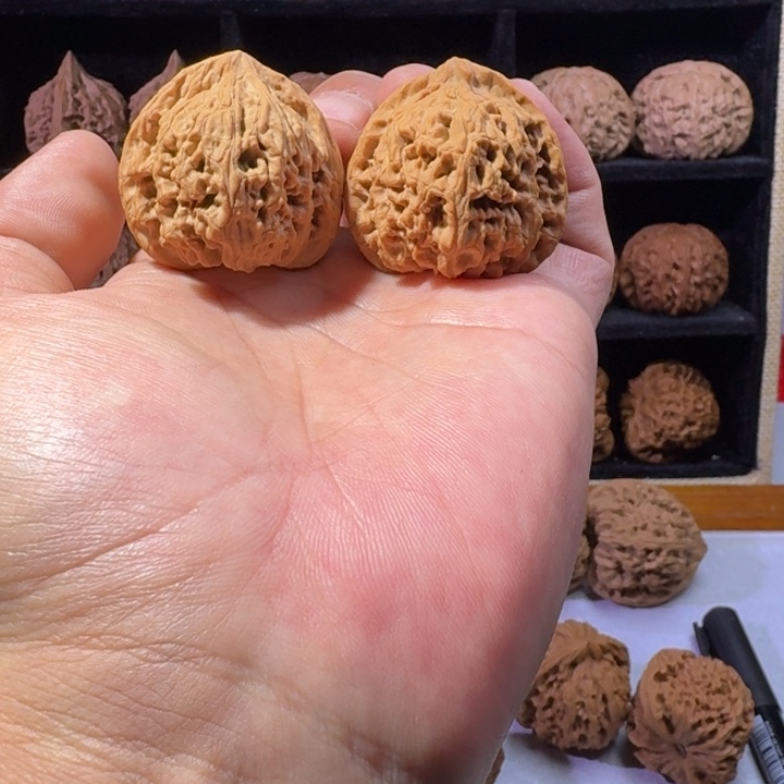 吊坠文玩核桃38.5南疆石