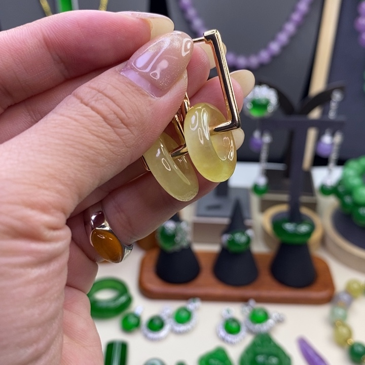 伊***下非金属所见皆所得345577