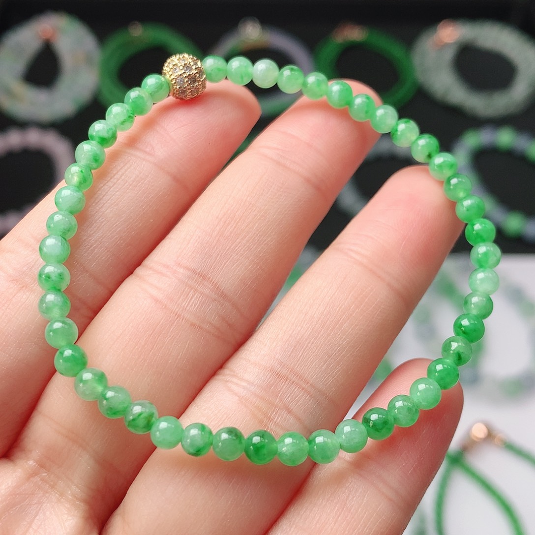 翡翠未镶嵌手链翡翠