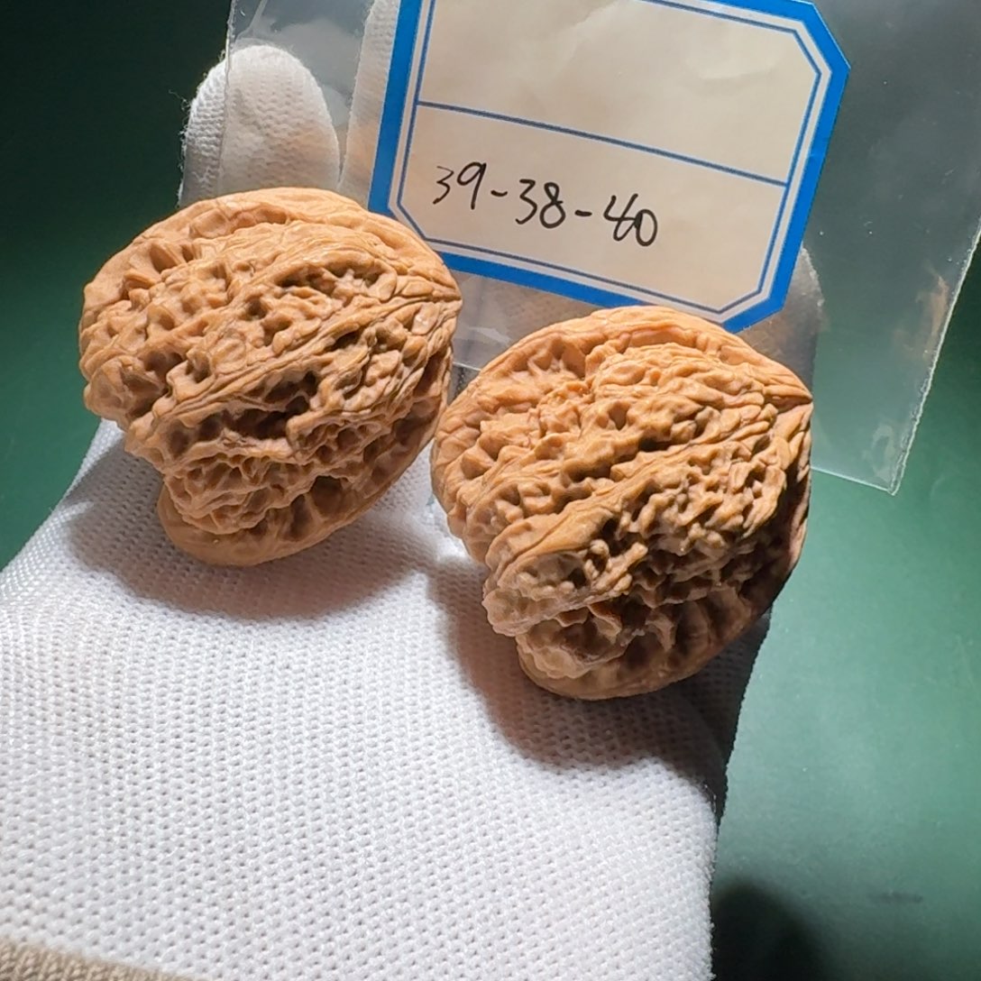 吊坠文玩核桃8号南疆