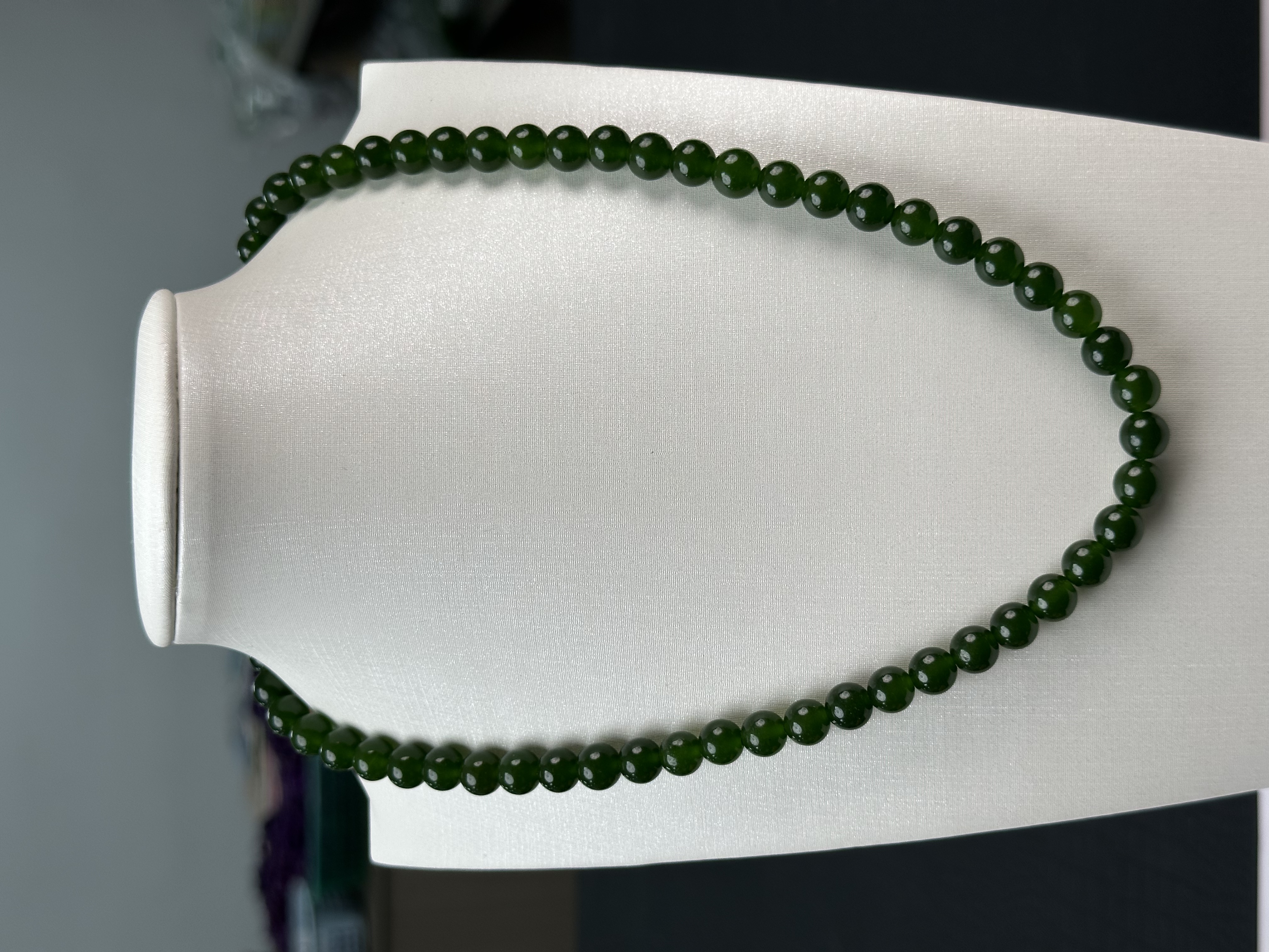 B8菠菜绿8m项链时尚百搭女款