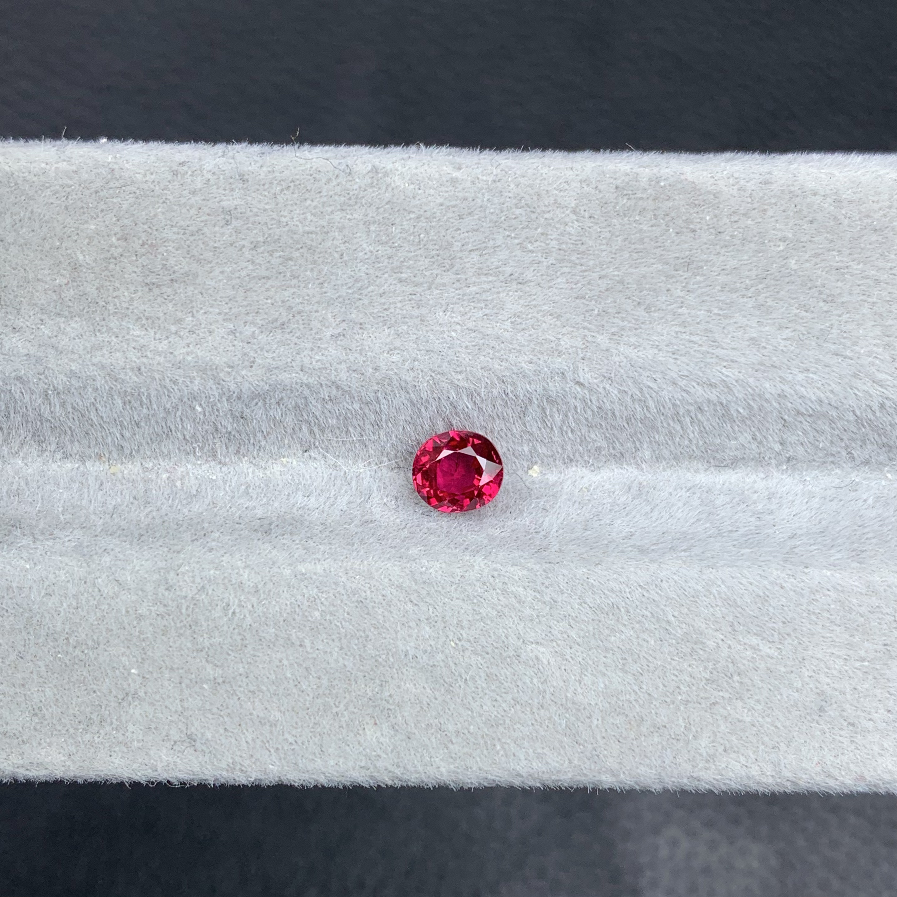 天然缅甸红宝石裸石0.53克拉4.1*4.6*2.8mm