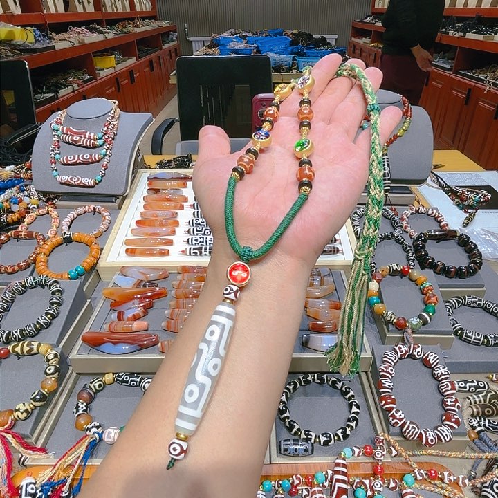 未镶嵌玛瑙/玉髓珠宝奇石