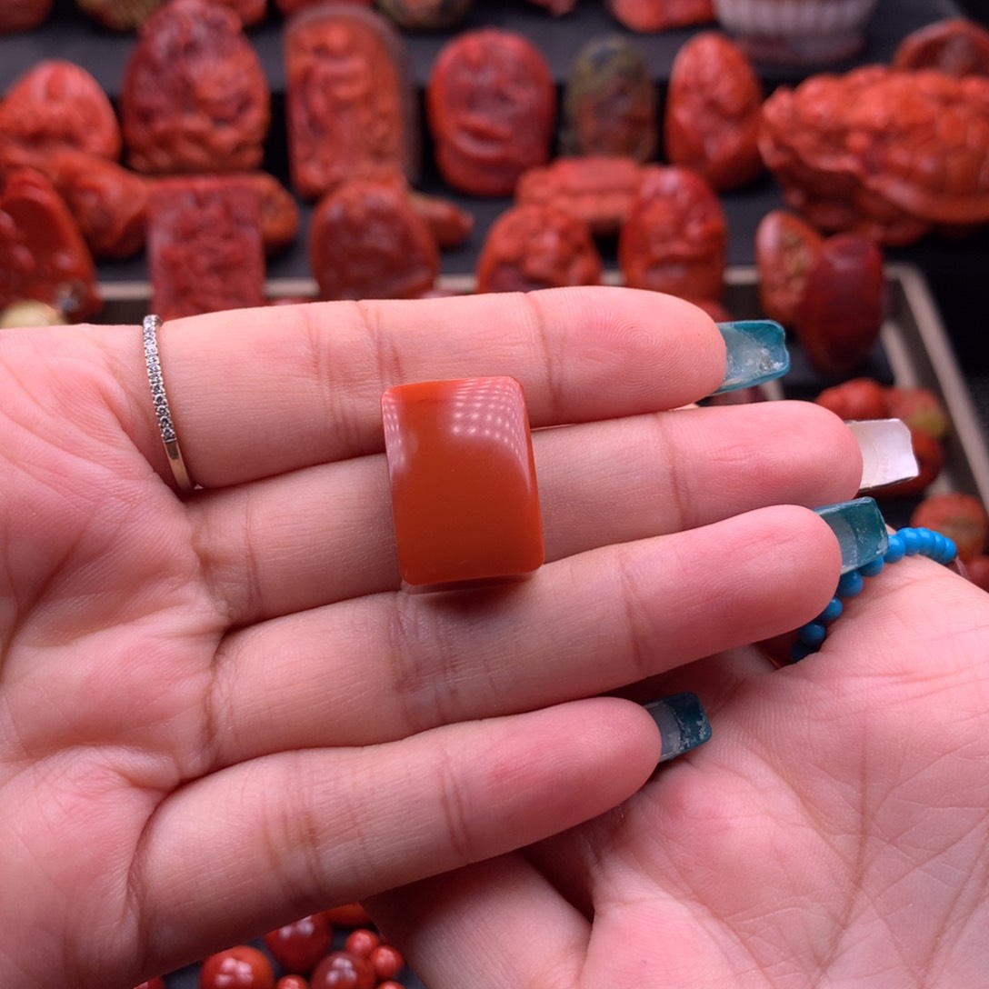 南红玛瑙南红川料高品原矿平安无事牌15mm未镶嵌