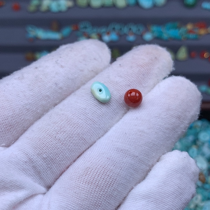 南红玛瑙未镶嵌珠宝奇石