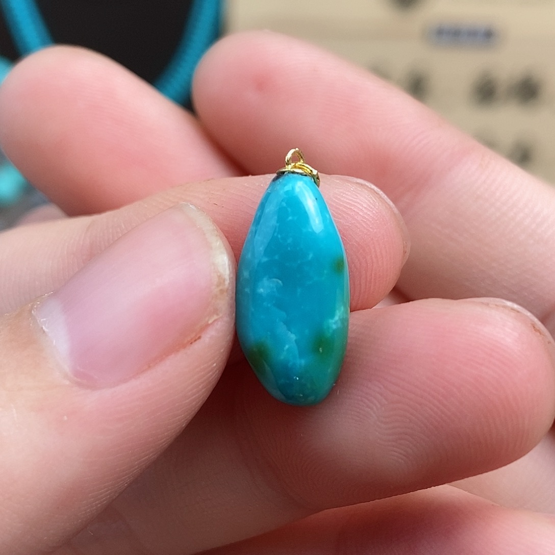 绿松石雕刻未镶嵌