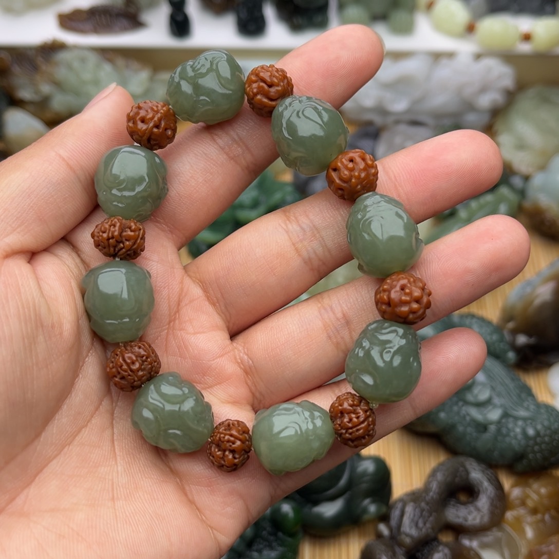 和田玉未镶嵌挂件