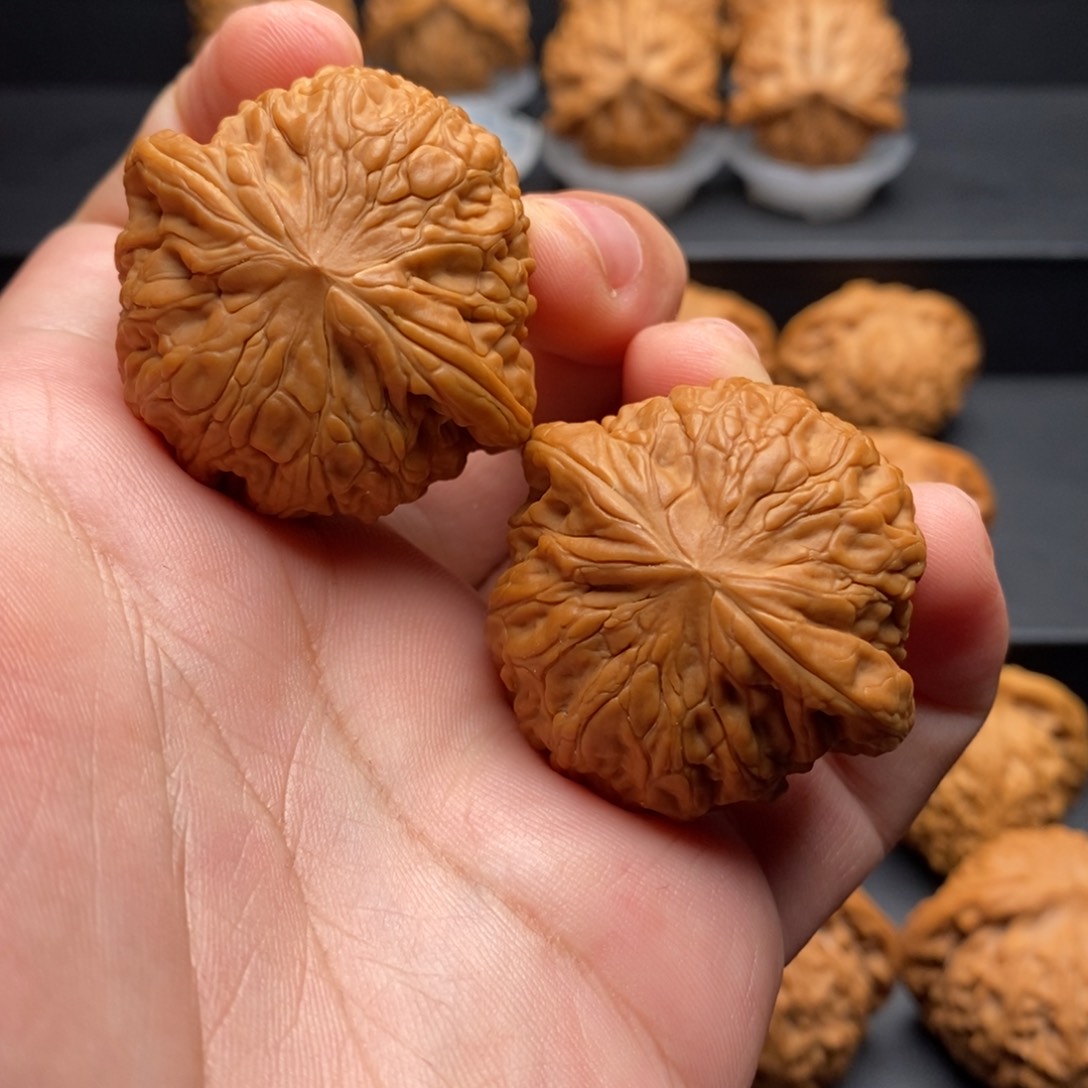 文玩核桃把件王*39尺全品铁锤