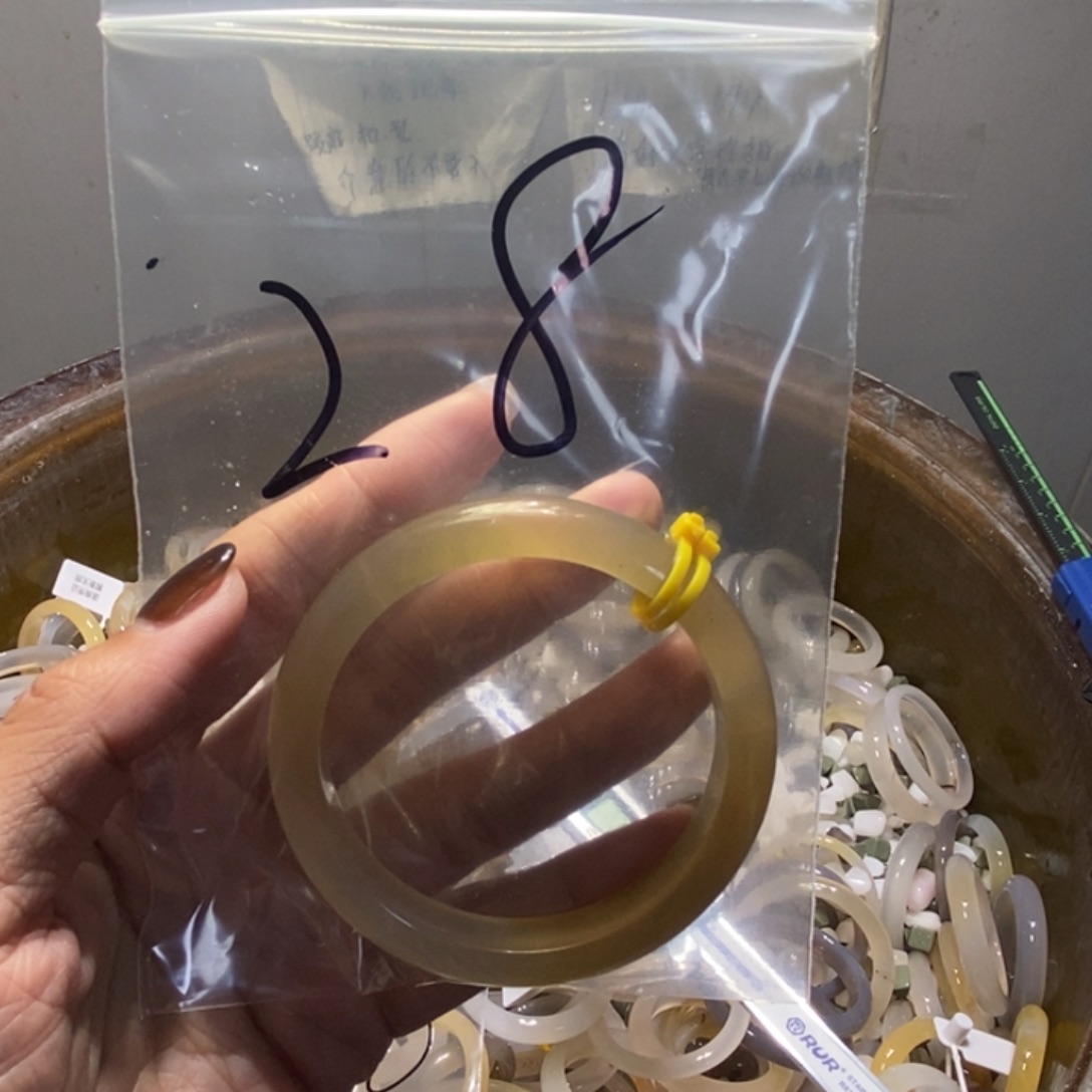 Q***茶玛瑙/玉髓未镶嵌手镯28号