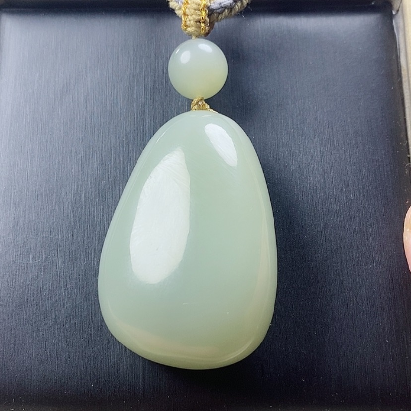 【闪购商品】颈饰未镶嵌和田玉