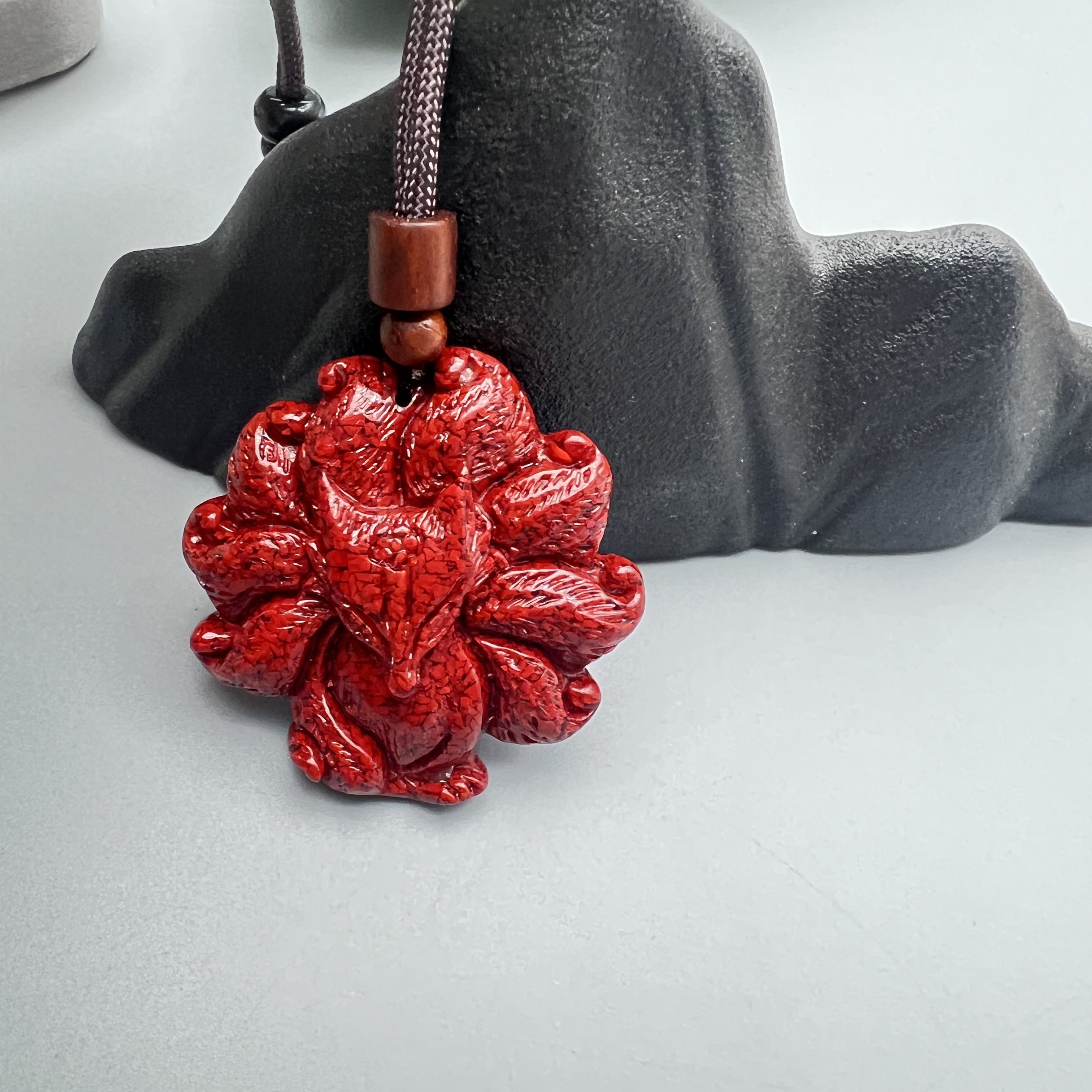 含辰砂工艺品JT152-晶体砂雕刻九尾狐吊坠