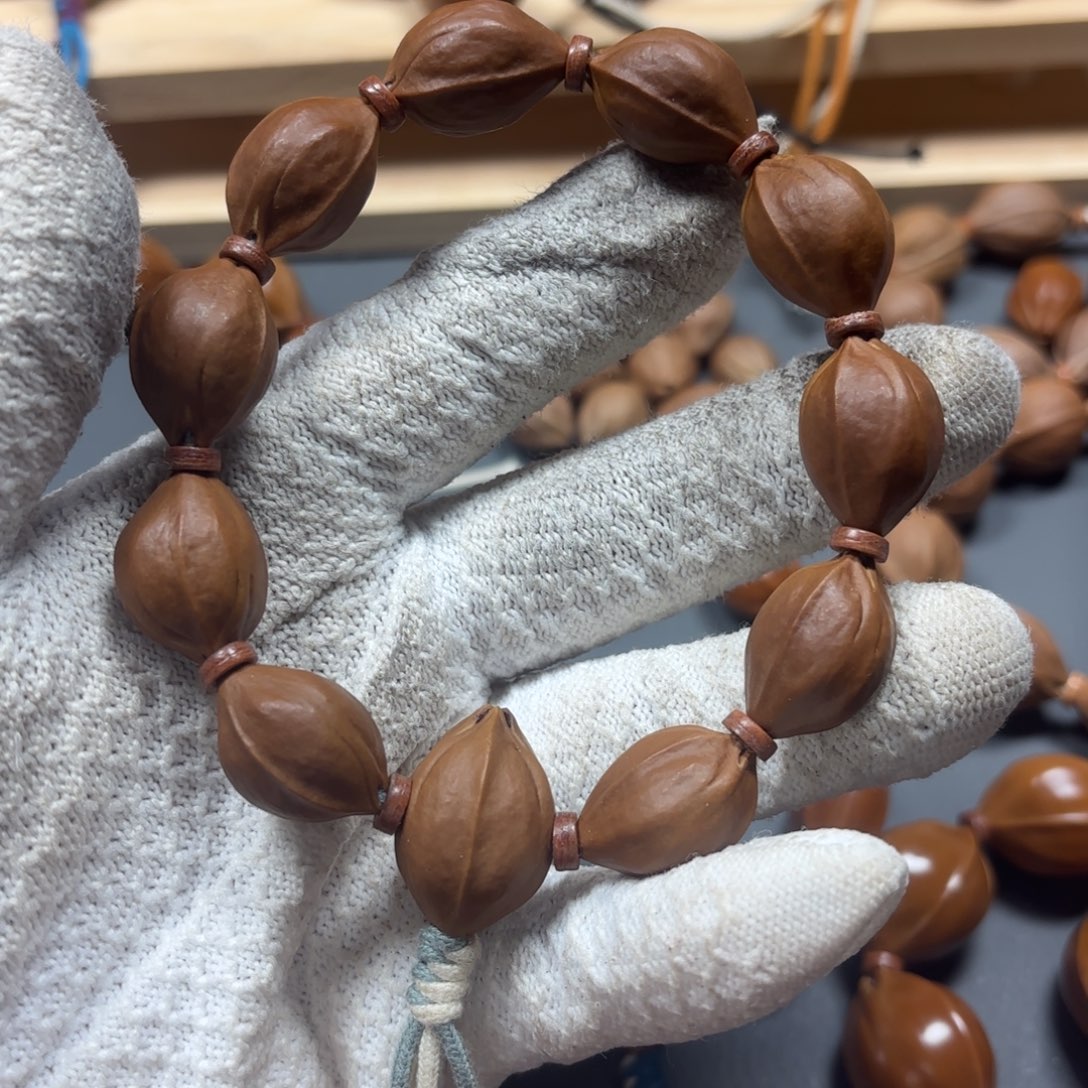 橄榄核手串/手链1.5*2.2十年老核