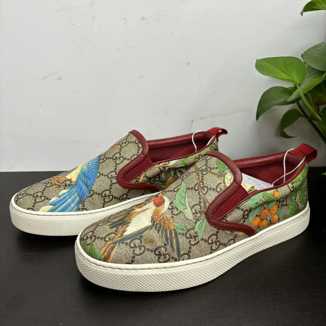 95新 GUCCI/古驰 39欧码百鸟朝凤花卉一脚蹬板鞋时尚/百搭/