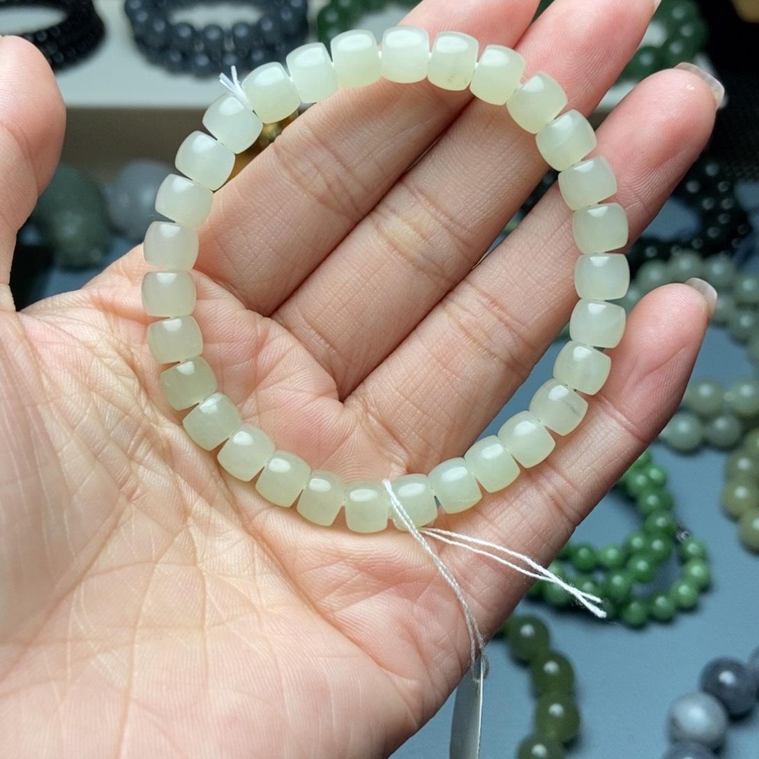 和田玉未镶嵌手链