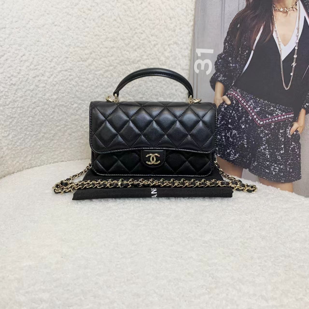 99新 Chanel/香奈儿 壹臻/24P黑金羊手柄手机包 10689159