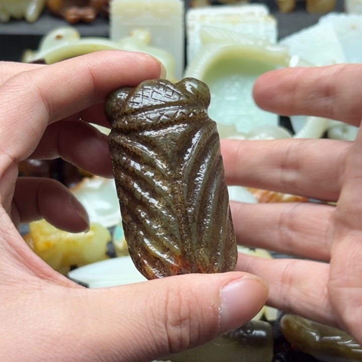 颈饰未镶嵌和田玉（糖玉）