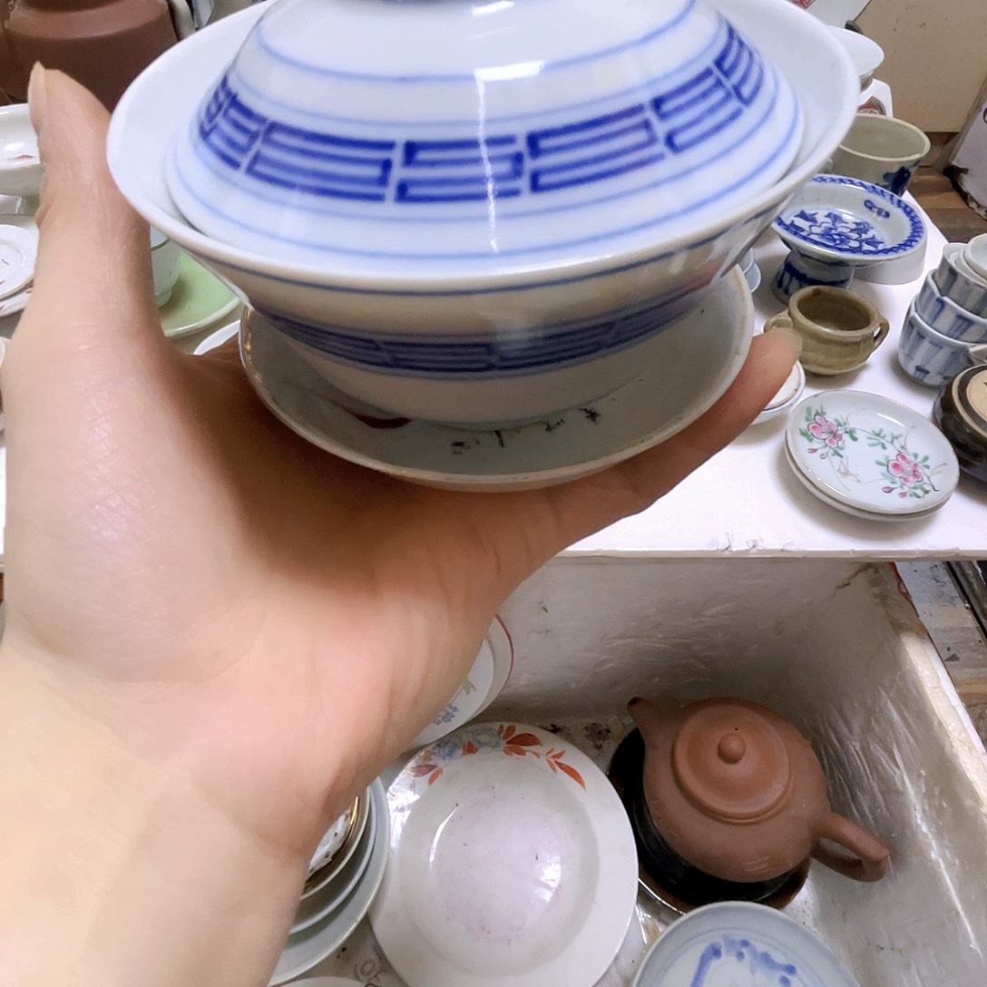 弘***马陶瓷制品及陶瓷产品