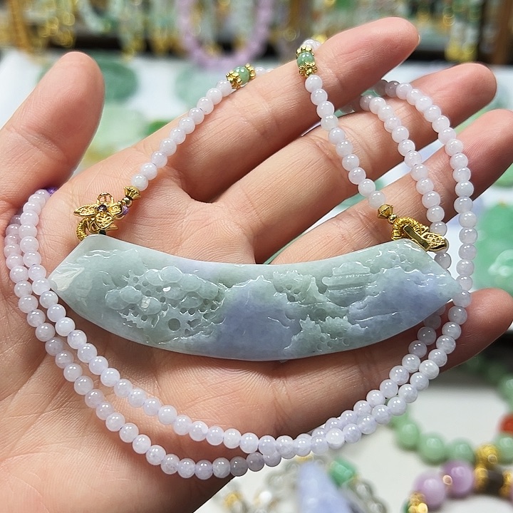 翡翠未镶嵌颈饰吊坠