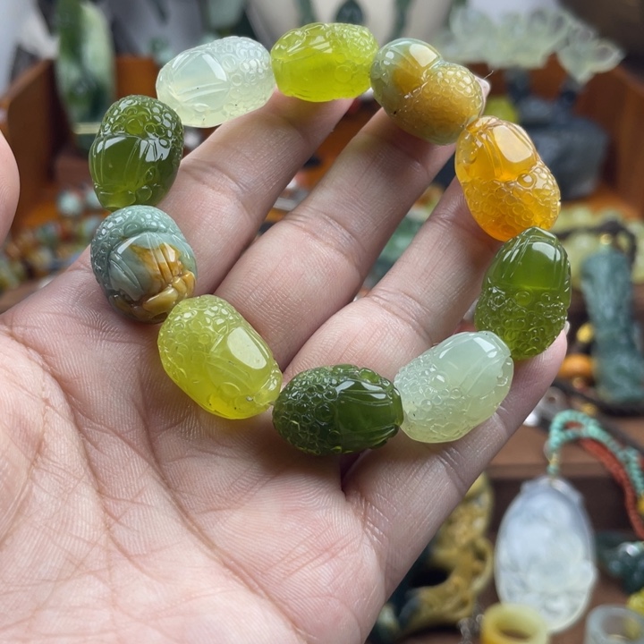 蛇纹石玉未镶嵌手串