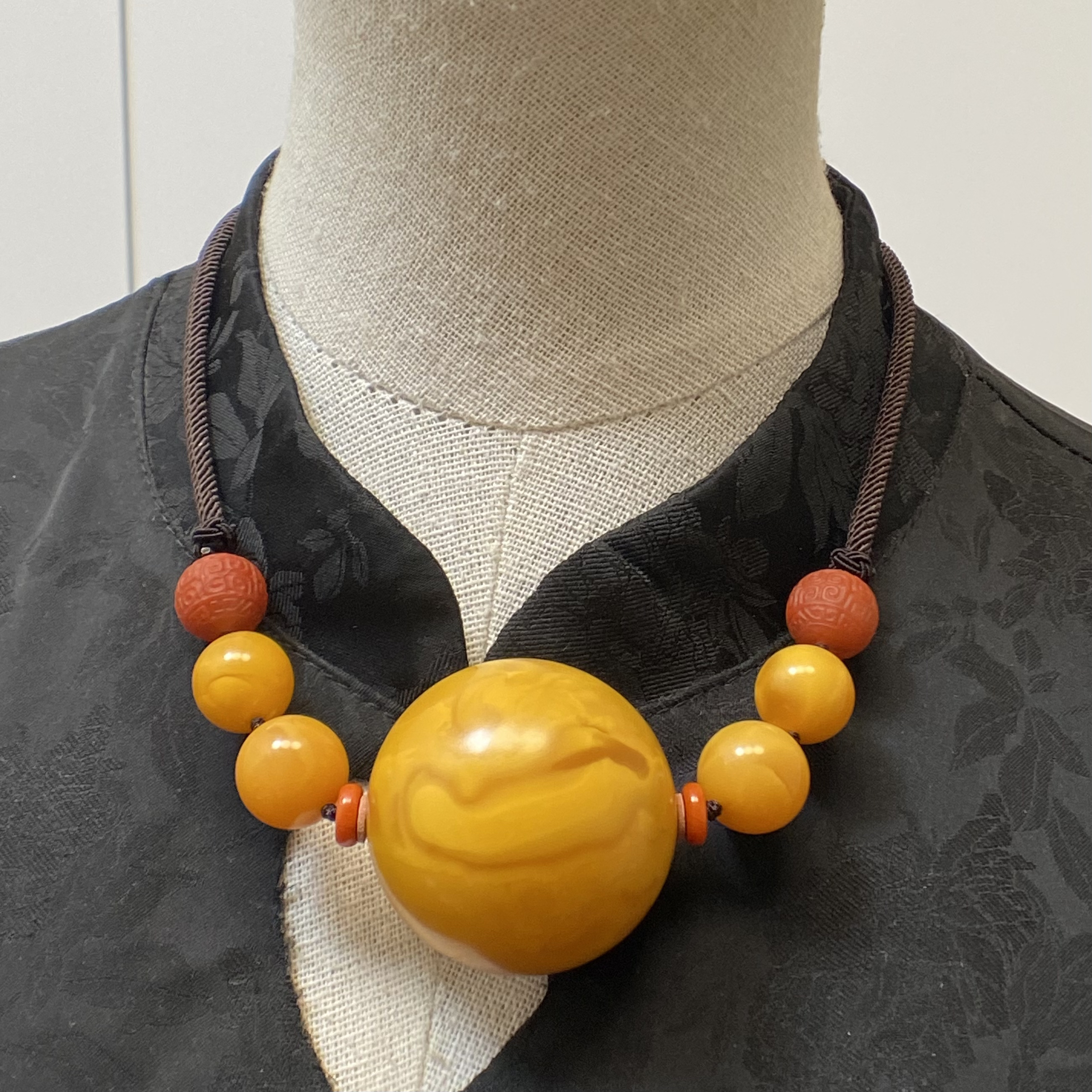 『顺亿天然蜜蜡』橘皮老花蜡溶洞妖花圆珠锁骨链尺寸41.9mm气质经典