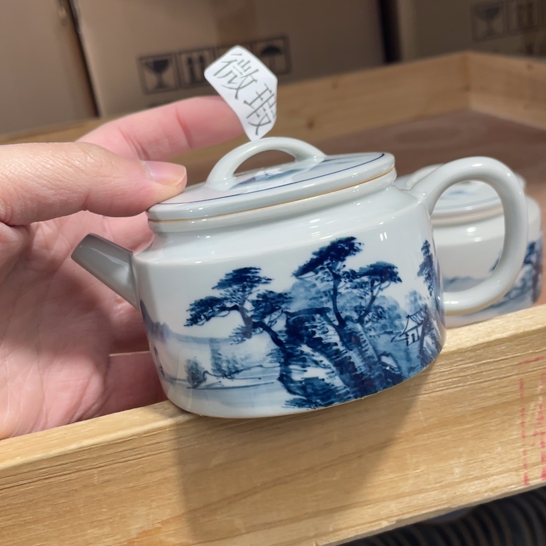 釉下手绘茶具微瑕