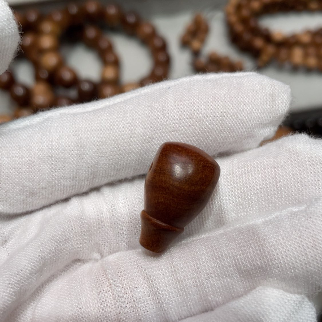 【闪购商品】檀香木吊坠在****根小吊坠