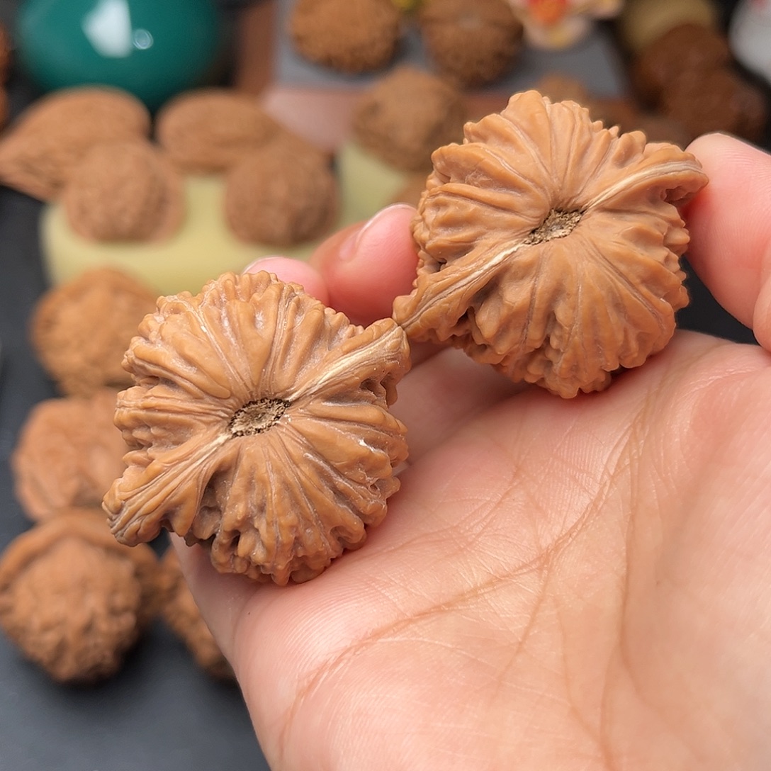 把件文玩核桃平谷楼全品40