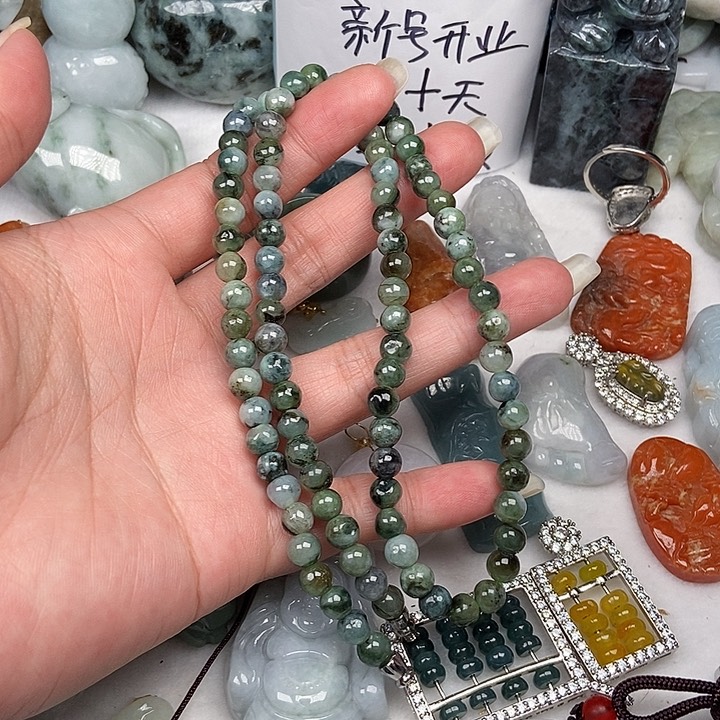 颈饰未镶嵌翡翠翡翠