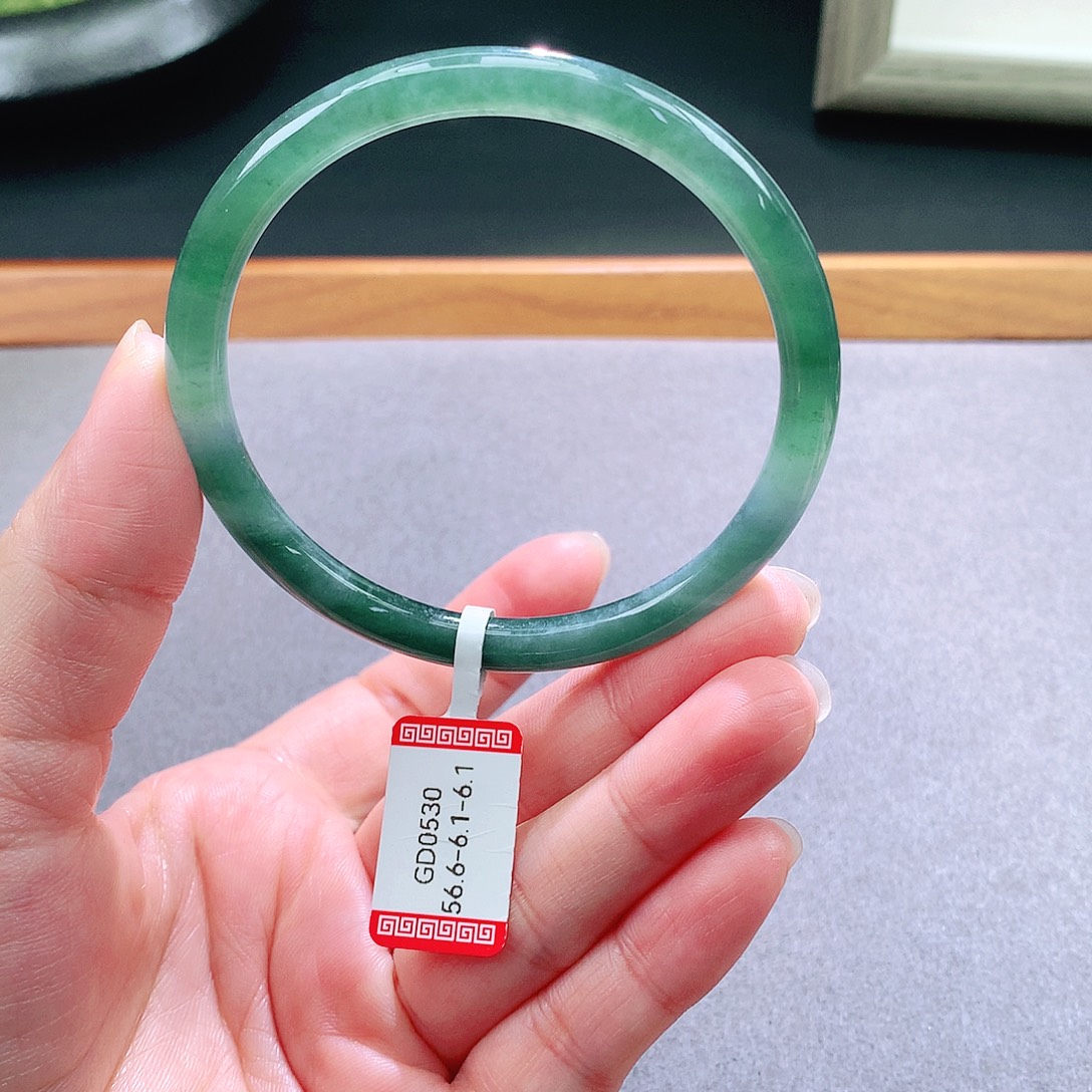 翡翠未镶嵌手镯天然翡翠手镯a货