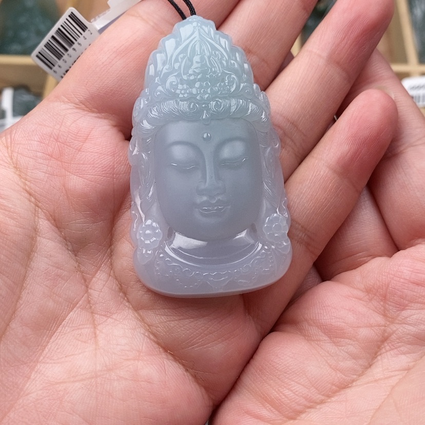 【闪购商品】翡翠颈饰未镶嵌峰。