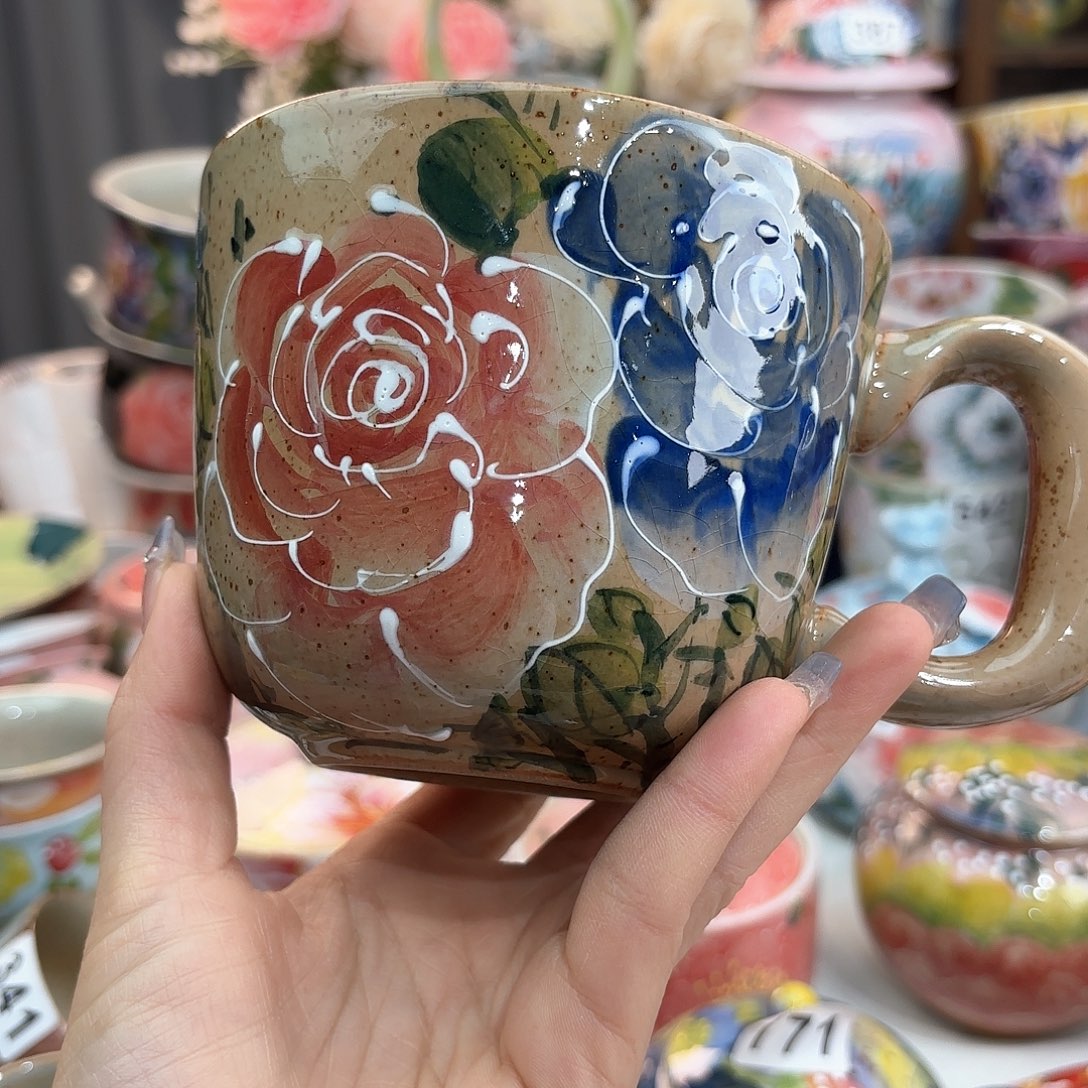 瓷片这一个是一家集