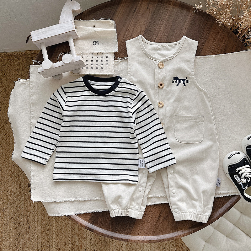 婴儿衣服秋装条纹上衣背带裤两件套外出服新生春秋男宝宝休闲套装