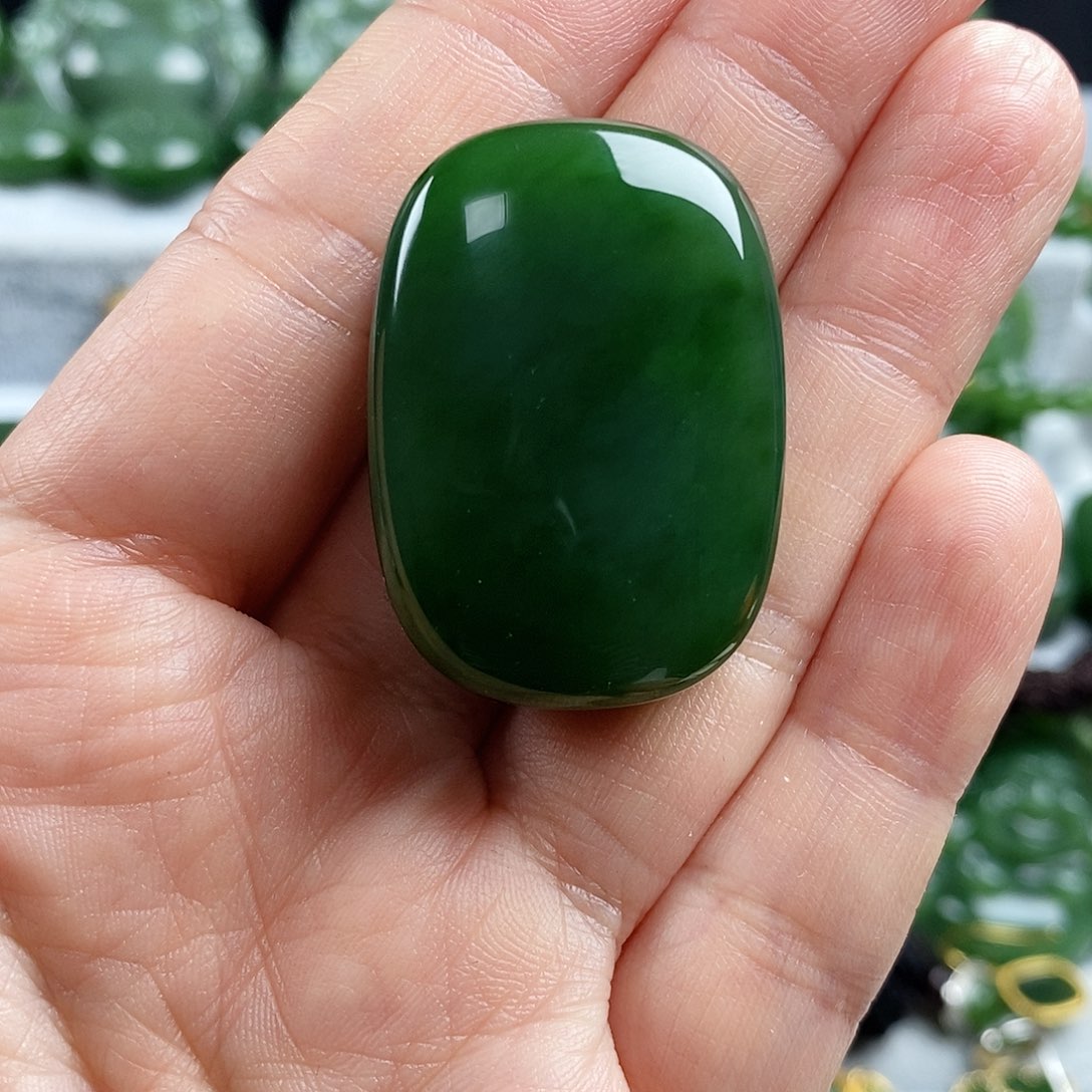 和田玉（碧玉）未镶嵌颈饰