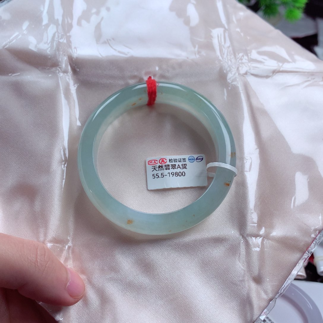 翡翠手镯未镶嵌缅甸翡翠天然手镯