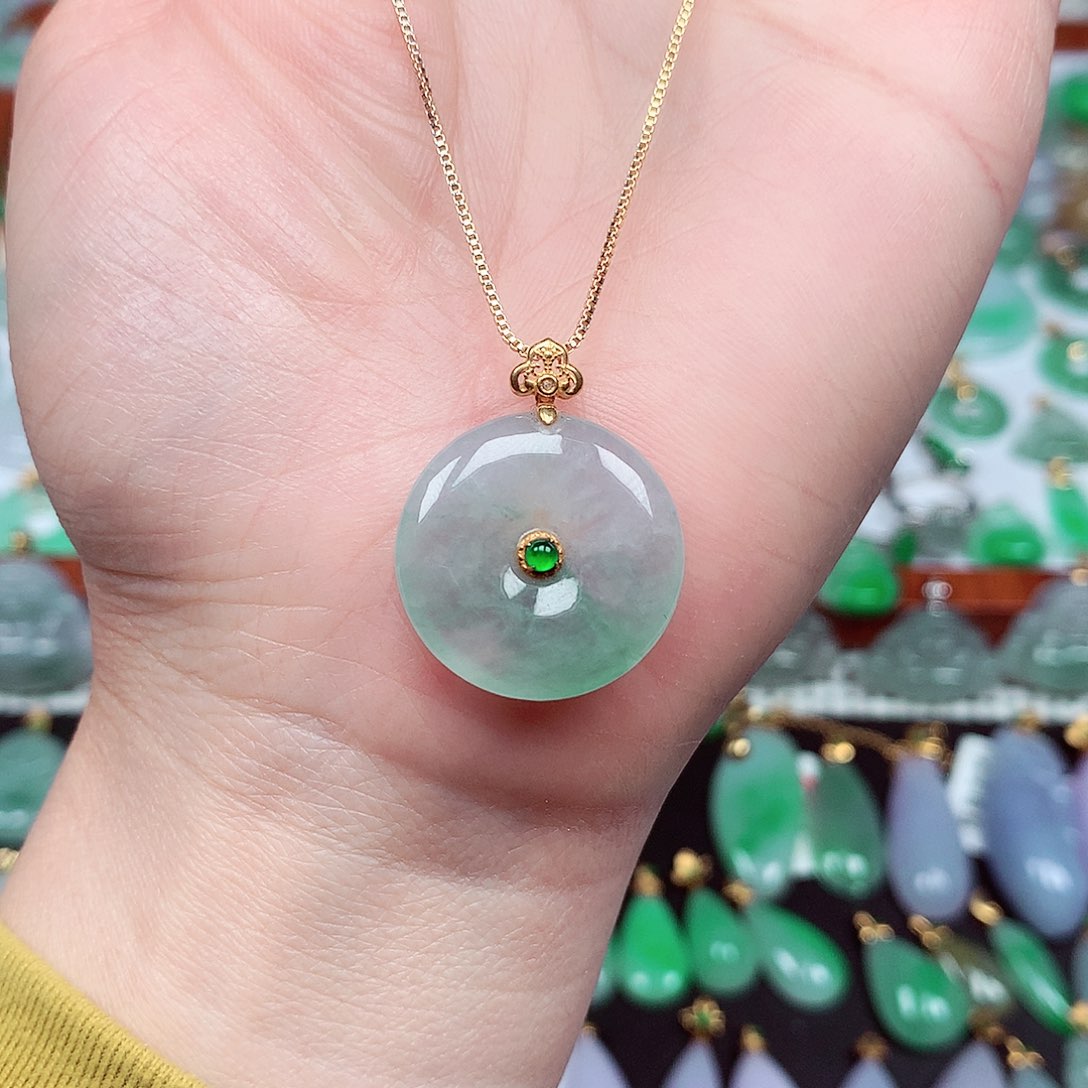 翡翠颈饰18K金镶嵌天然翡翠A货