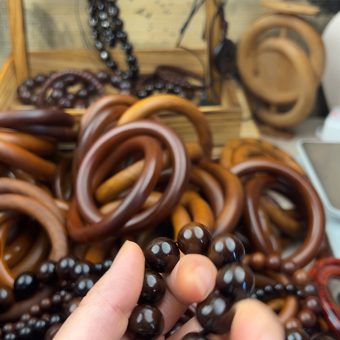 竹***珂1.5内径枣木玉化手串
